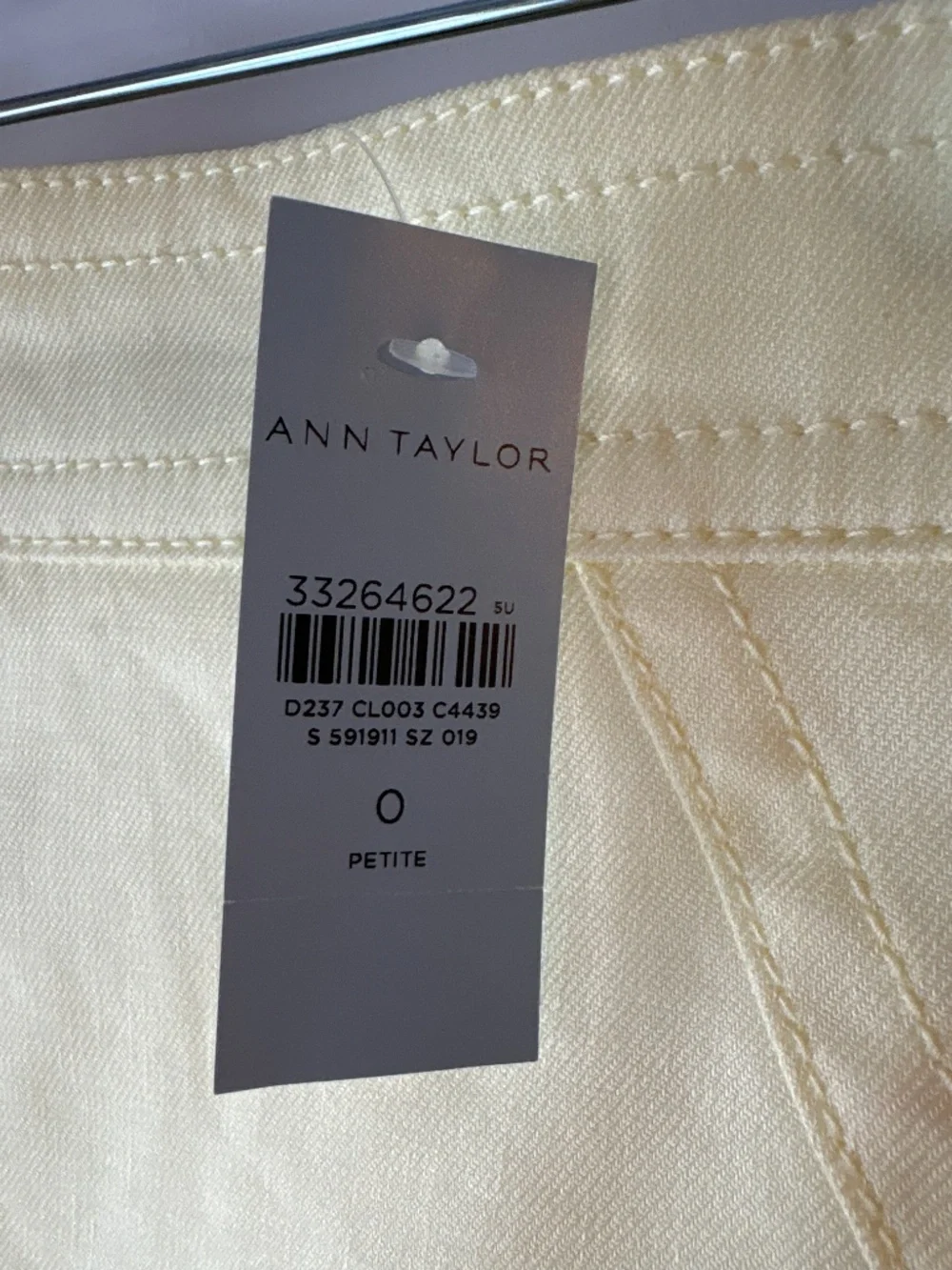 Ann Taylor Light Yellow Pencil Skirt, Sz 0P, NWT